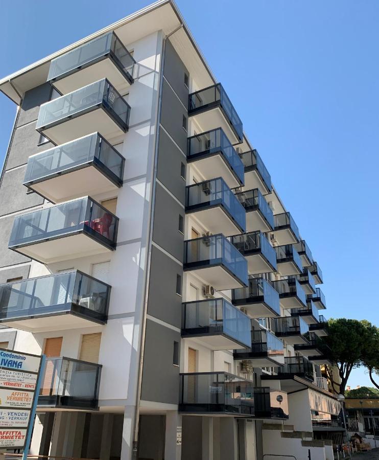 Malibu Apartments Bibione Exteriör bild